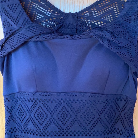 Dress - Picture 5 of 6